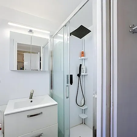 Face A La De La Roquille Apartament *
